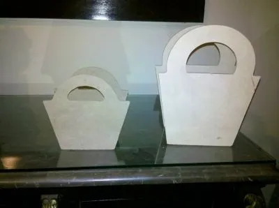 La imagen 37 de la Empresa CENTROS DE MESA Y MANUALIDADES CALIFORNIA