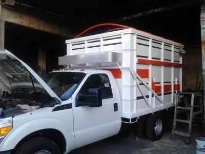 La imagen 1 de la Empresa CARROCERIAS AGUILAR