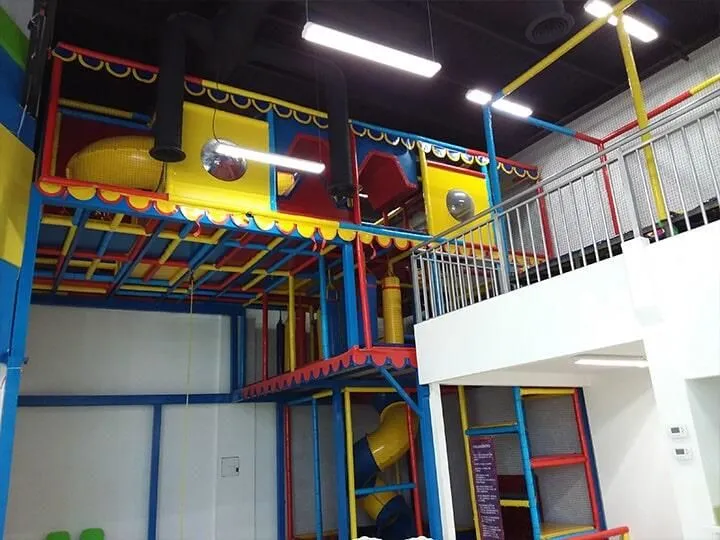 La imagen 2 de la Empresa SALÓN VALEVIC SALÓN DE FIESTAS